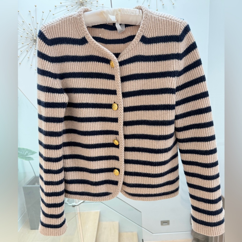 Rag & Bone Nancy Wool Cardigan Navy
Beige Cable Trim Gold Button S